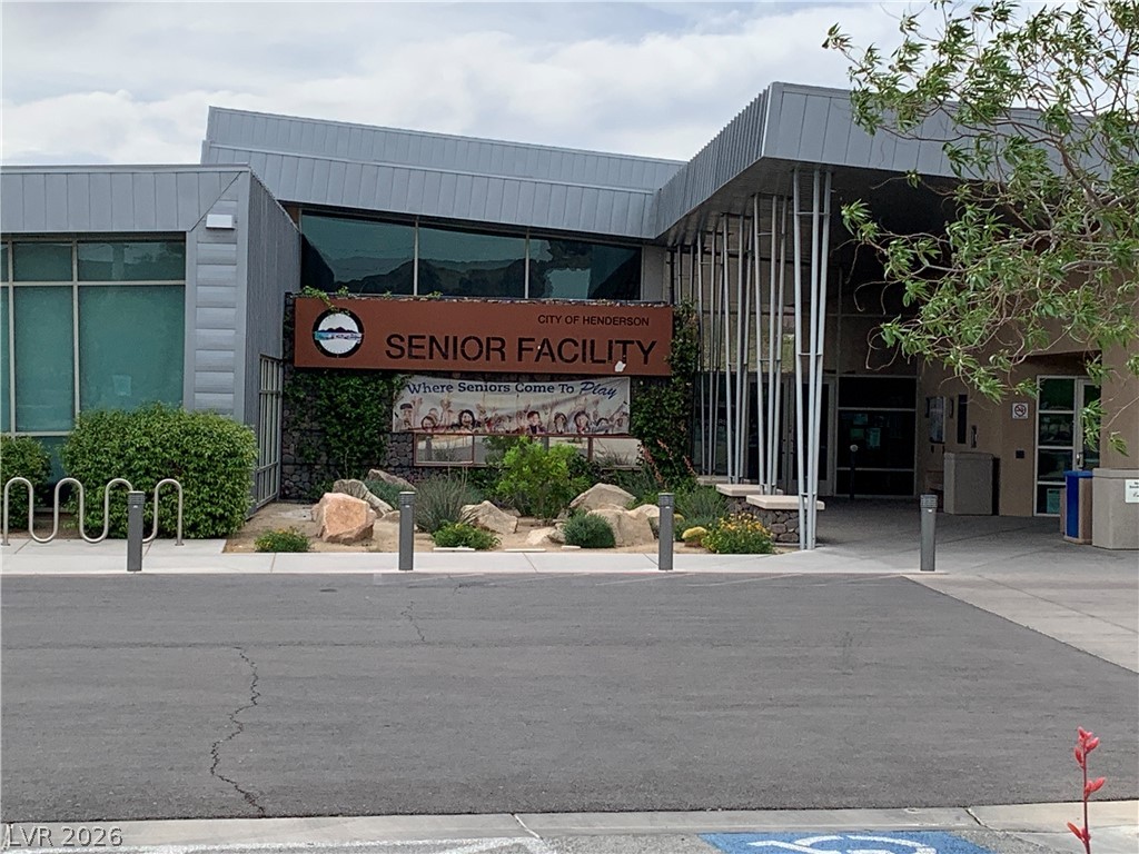 1008 Beaver Crest Terrace Henderson, NV 89015 - Photo 76 of 91 Heritage park just a short drive away!