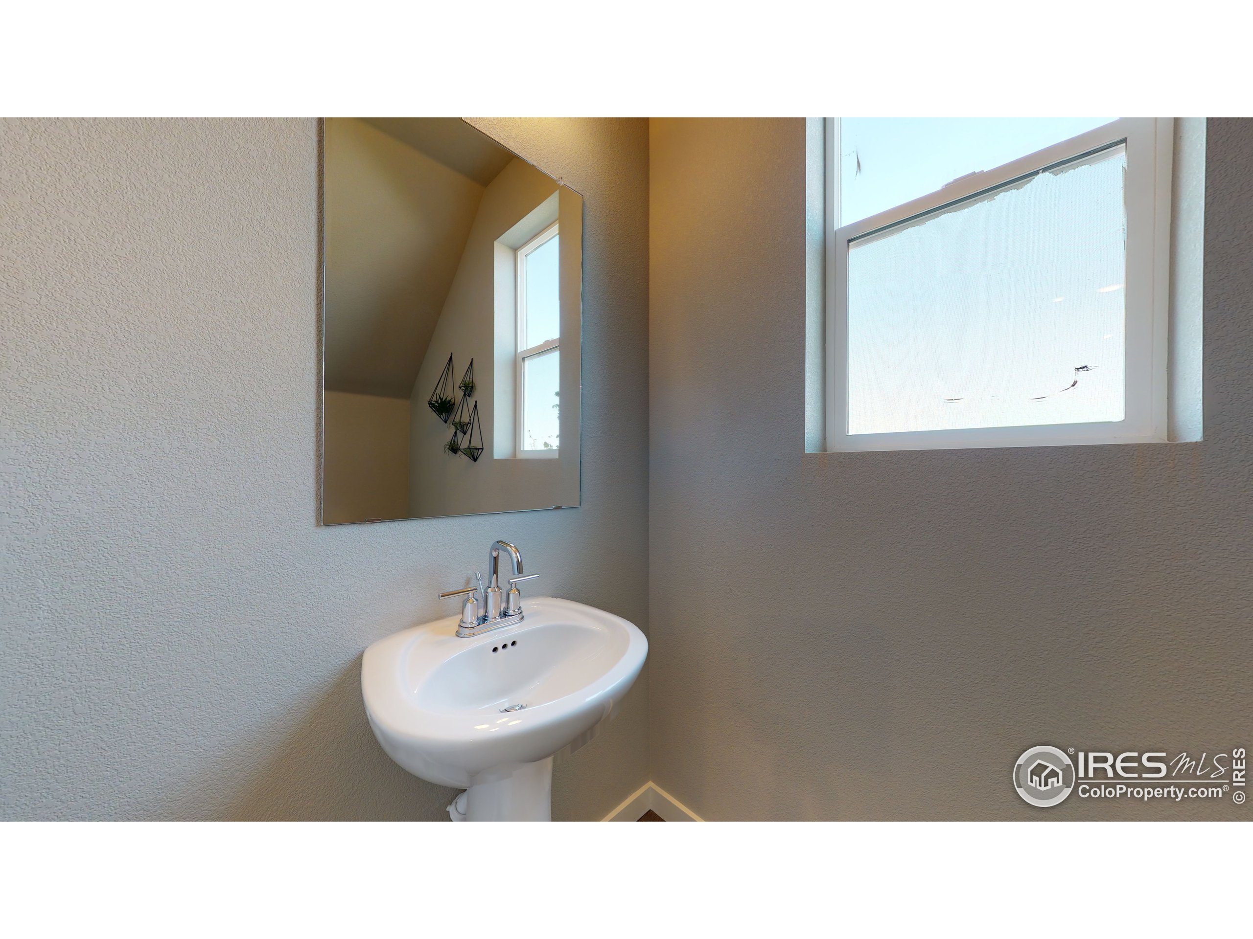 260 Pawnee Road, Unit 3 Ault, CO 80610 - Photo 7 of 14