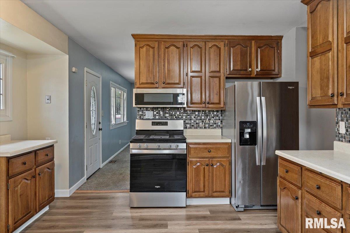 5017 44th Avenue Moline, IL 61265 - Photo 12 of 29