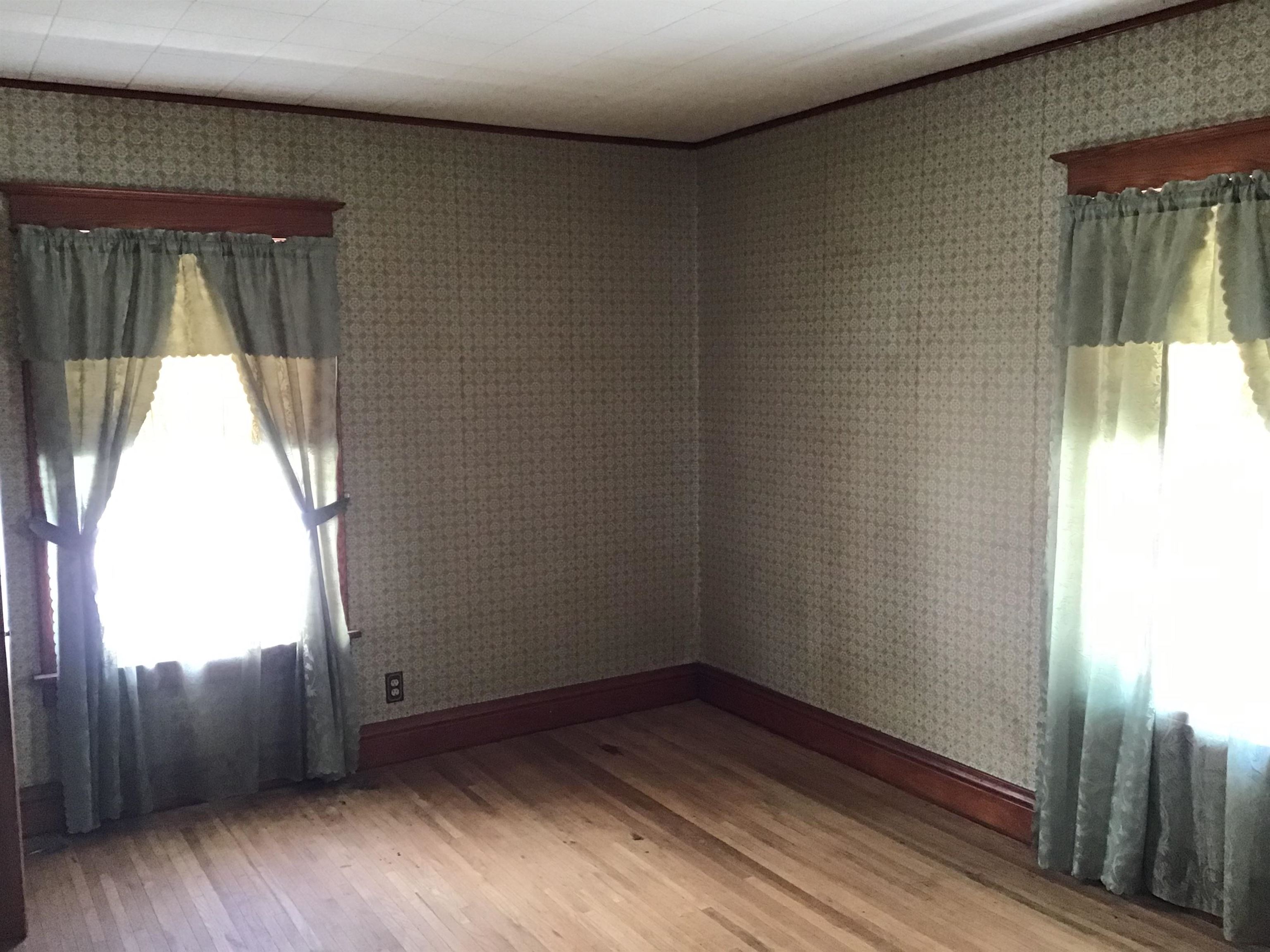 906 Somonauk Street Sycamore, IL 60178 - Photo 24 of 37