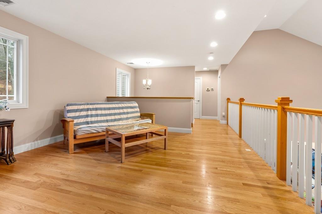 286 Big Alum Road Sturbridge, MA 01518 - Photo 30 of 42 a room with a table and chairs
