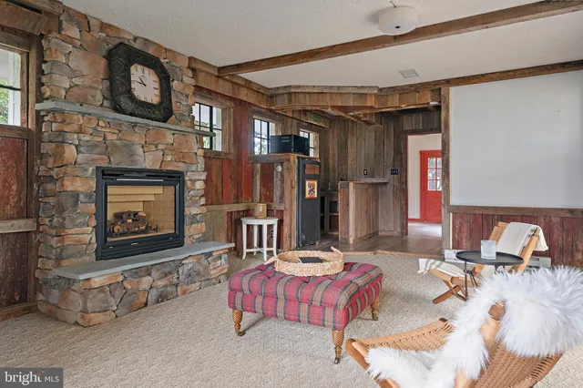 $1,299,900 | 16110 Drayton Farm Drive, Spencerville, MD 20868