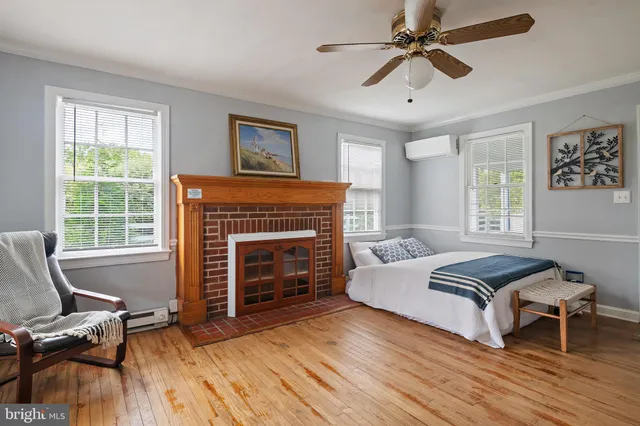 $1,299,900 | 16110 Drayton Farm Drive, Spencerville, MD 20868