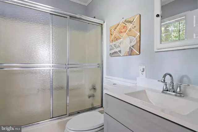 $1,299,900 | 16110 Drayton Farm Drive, Spencerville, MD 20868