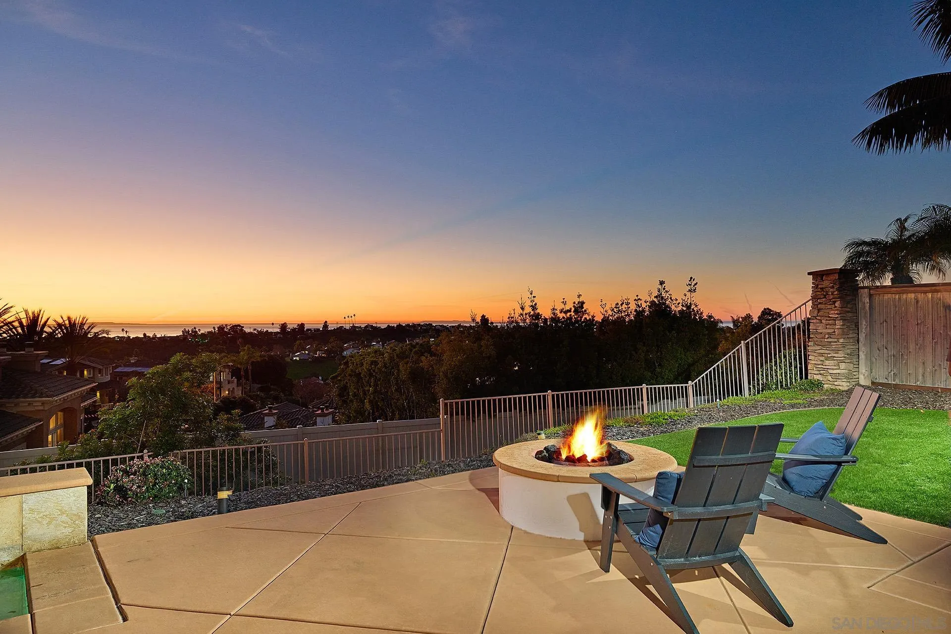 1664 Aryana Drive Encinitas, CA 92024 - Photo 35 of 38 a view of swimming pool with lounge chair