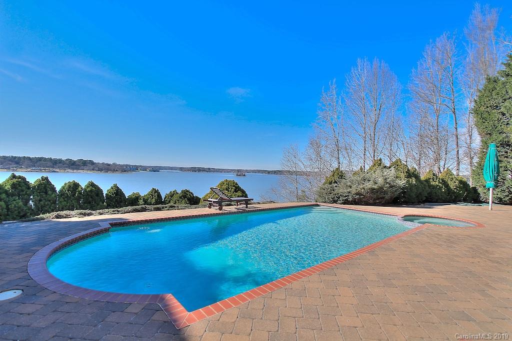 7112 Anchorage Lane Tega Cay, SC 29708 - Photo 5 of 36