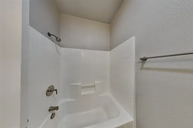 $2,100 | 12536 Clarksburg Trail, Fort Worth, TX 76244