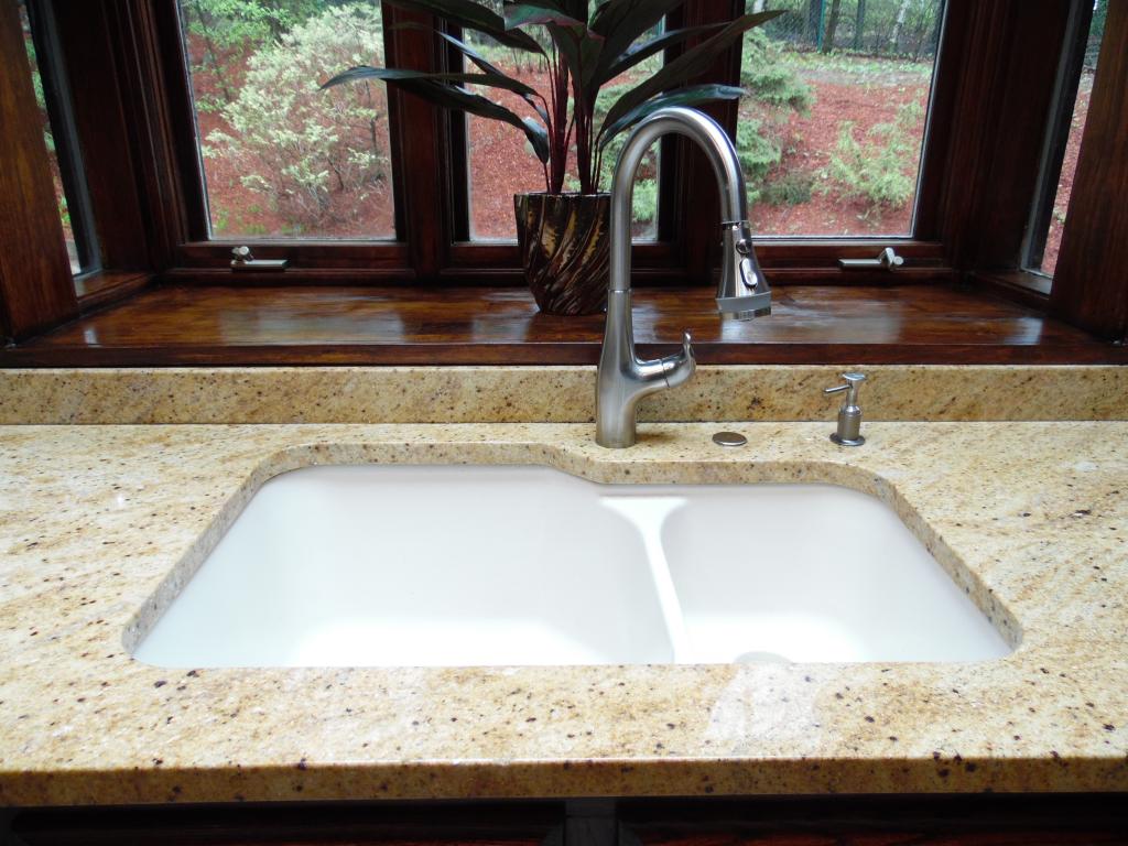 122 Peele Road Nashua, NH 03062 - Photo 14 of 24