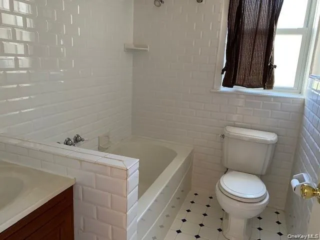 $1,750 | 12 Winchester Avenue, Unit DM, Yonkers, NY 10710