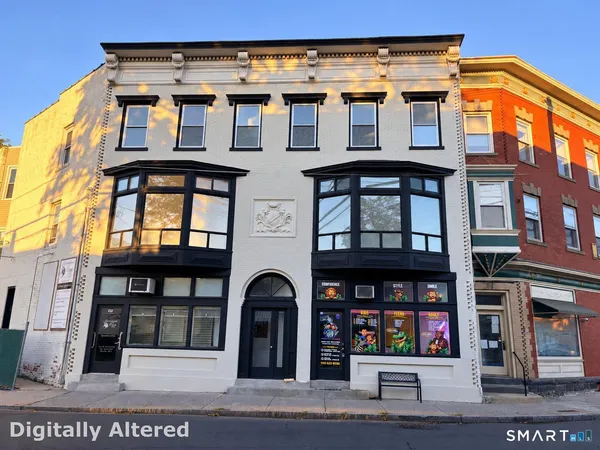 $3,195 | 251 Mill Street, Unit 4, Greenwich, CT 06830