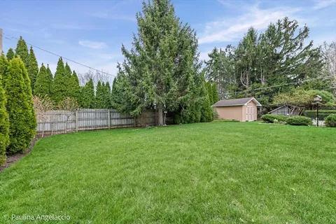 $375,000 | 11 South Greenwood Avenue, Palatine, IL 60074