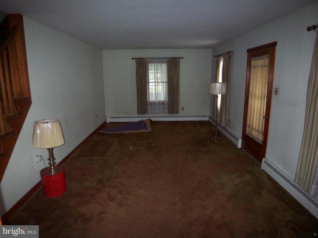 25 East Lemon Street Lititz, PA 17543 - Photo 3 of 15