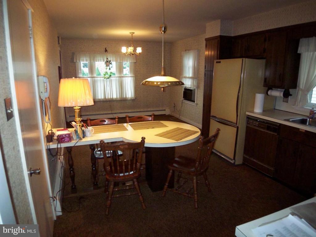 25 East Lemon Street Lititz, PA 17543 - Photo 7 of 15