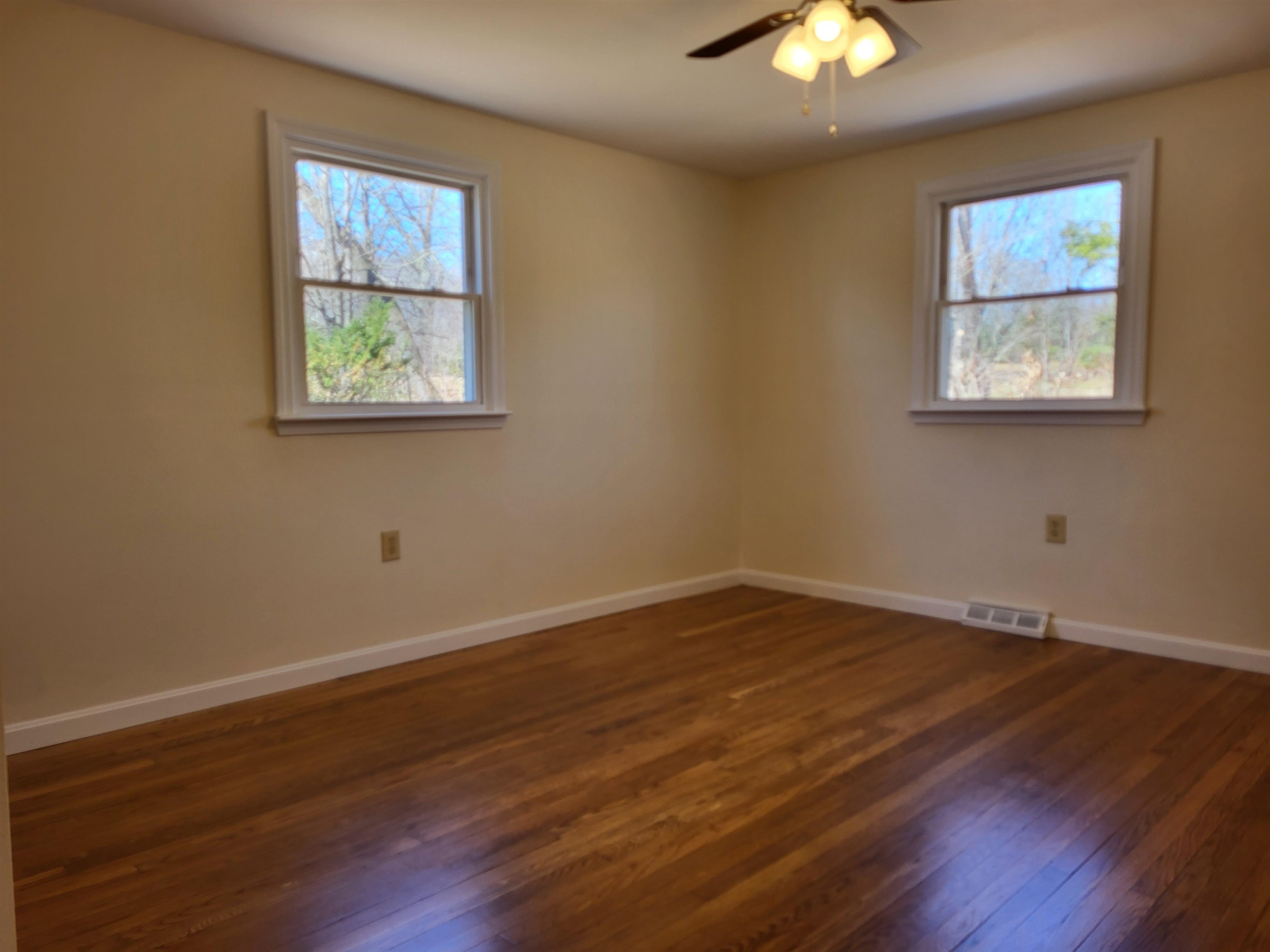 55 Lane Road Chichester, NH 03258 - Photo 19 of 43