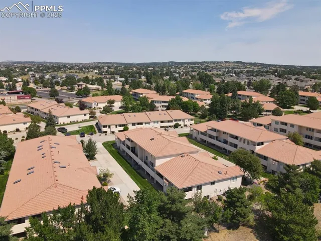 an aerial view of multiple house