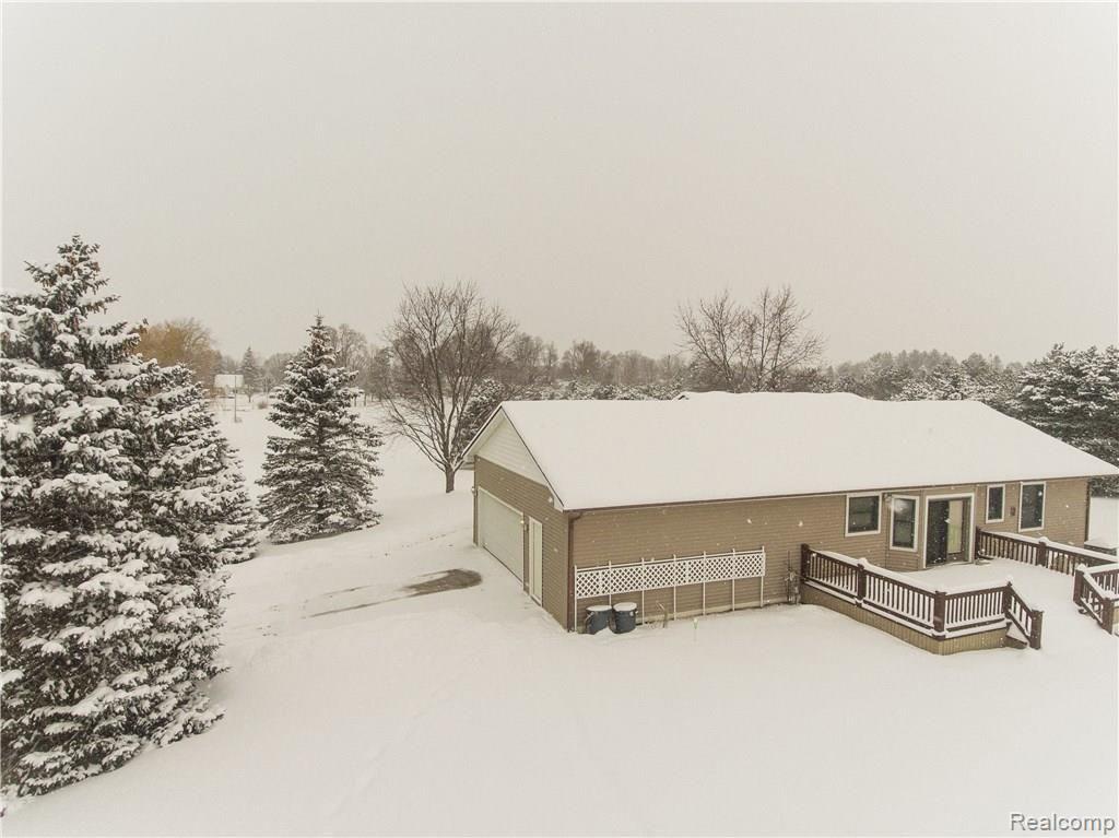 10210 East Richfield Road Davison, MI 48423 - Photo 67 of 68 Stamm Drone-110.jpg