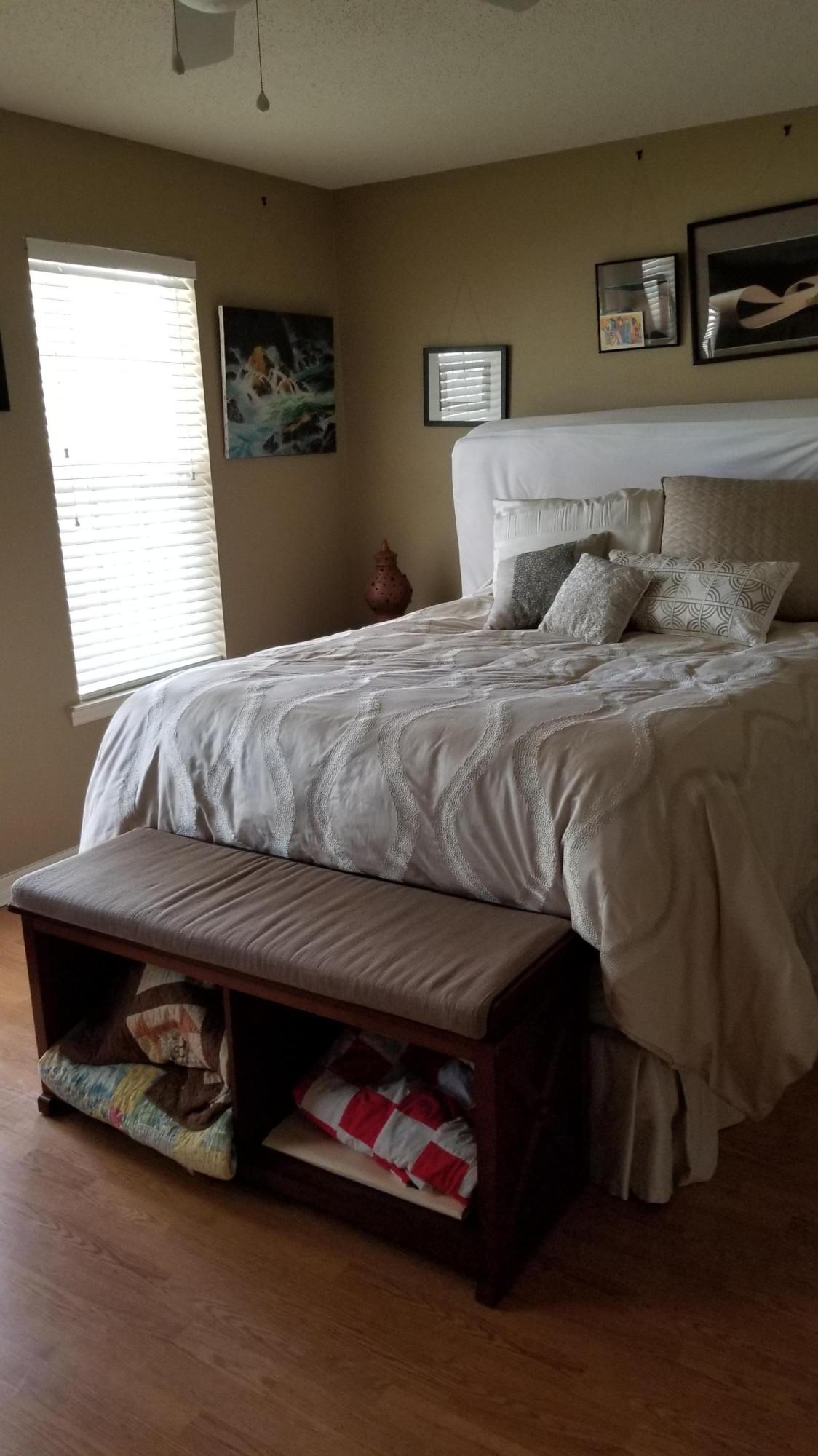 92 Bramble Street, Unit 92 Santa Rosa Beach, FL 32459 - Photo 6 of 14 a bedroom with a bed and a window