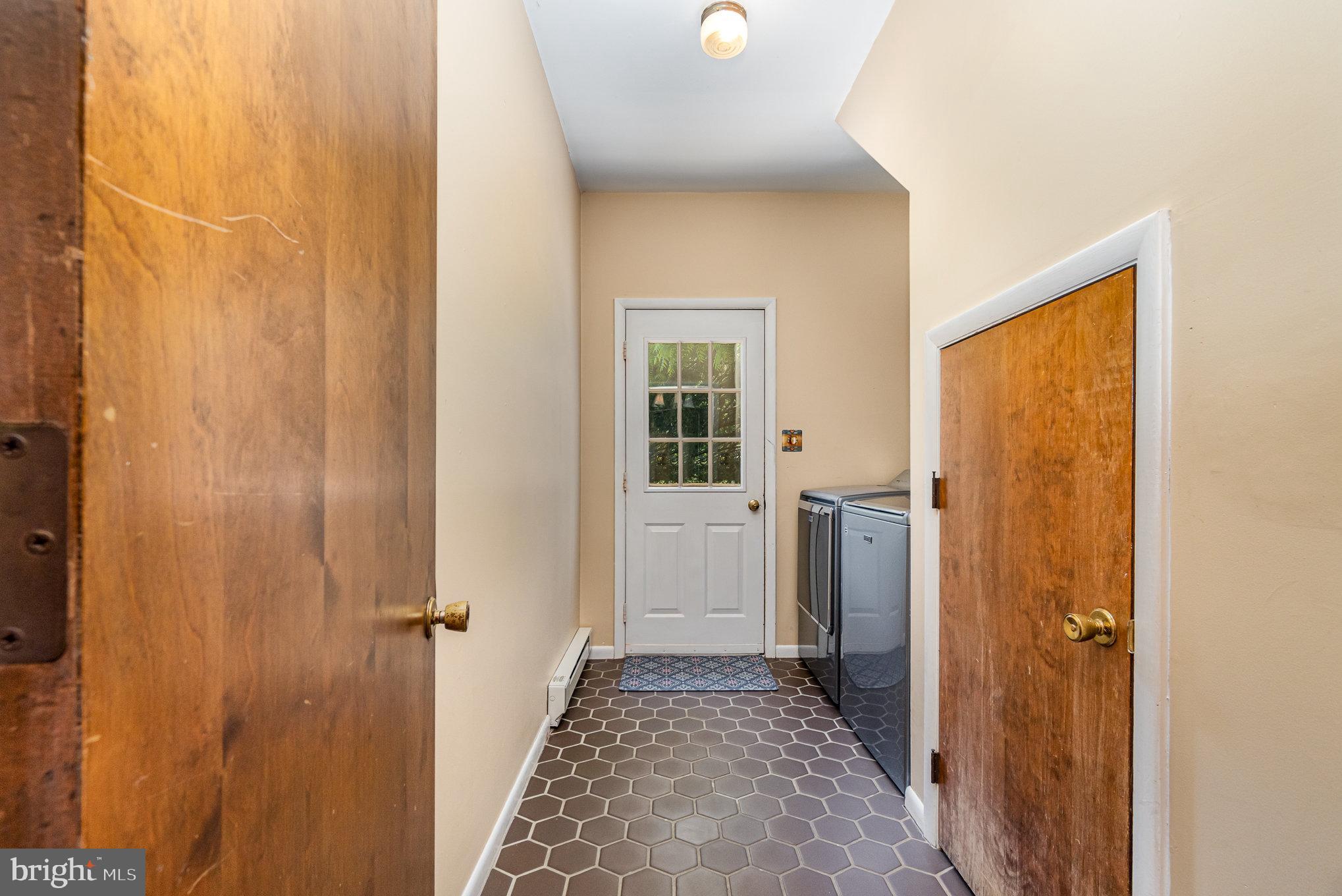 19 Running Pump Road Lancaster, PA 17603 - Photo 23 of 42 Gallery Image 23