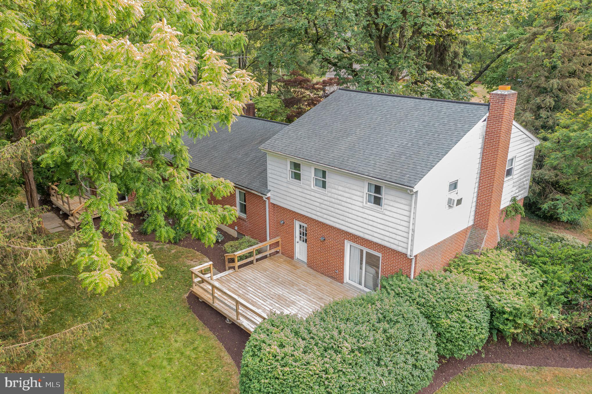 19 Running Pump Road Lancaster, PA 17603 - Photo 31 of 42 Gallery Image 31