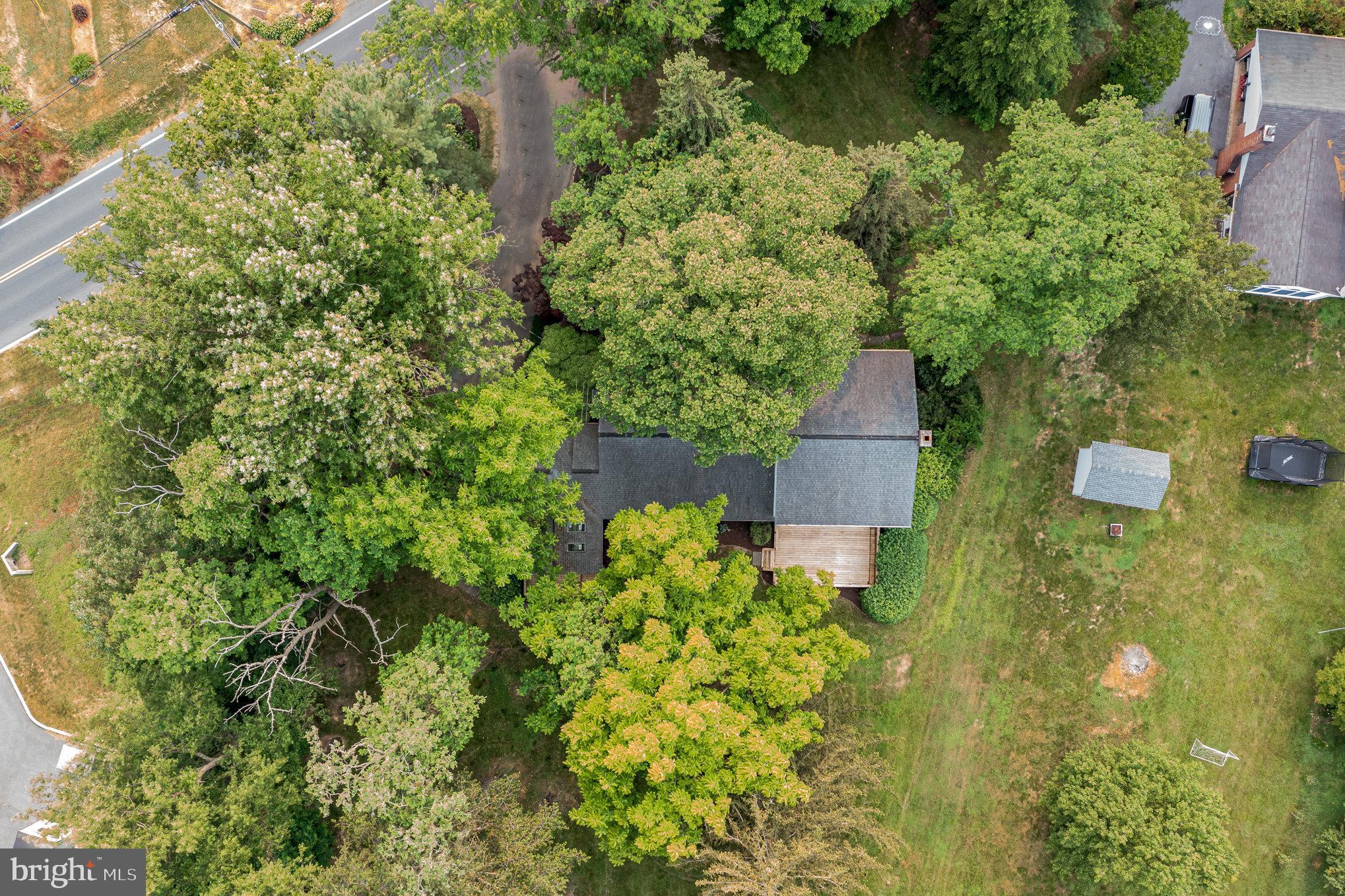 19 Running Pump Road Lancaster, PA 17603 - Photo 33 of 42 Gallery Image 33