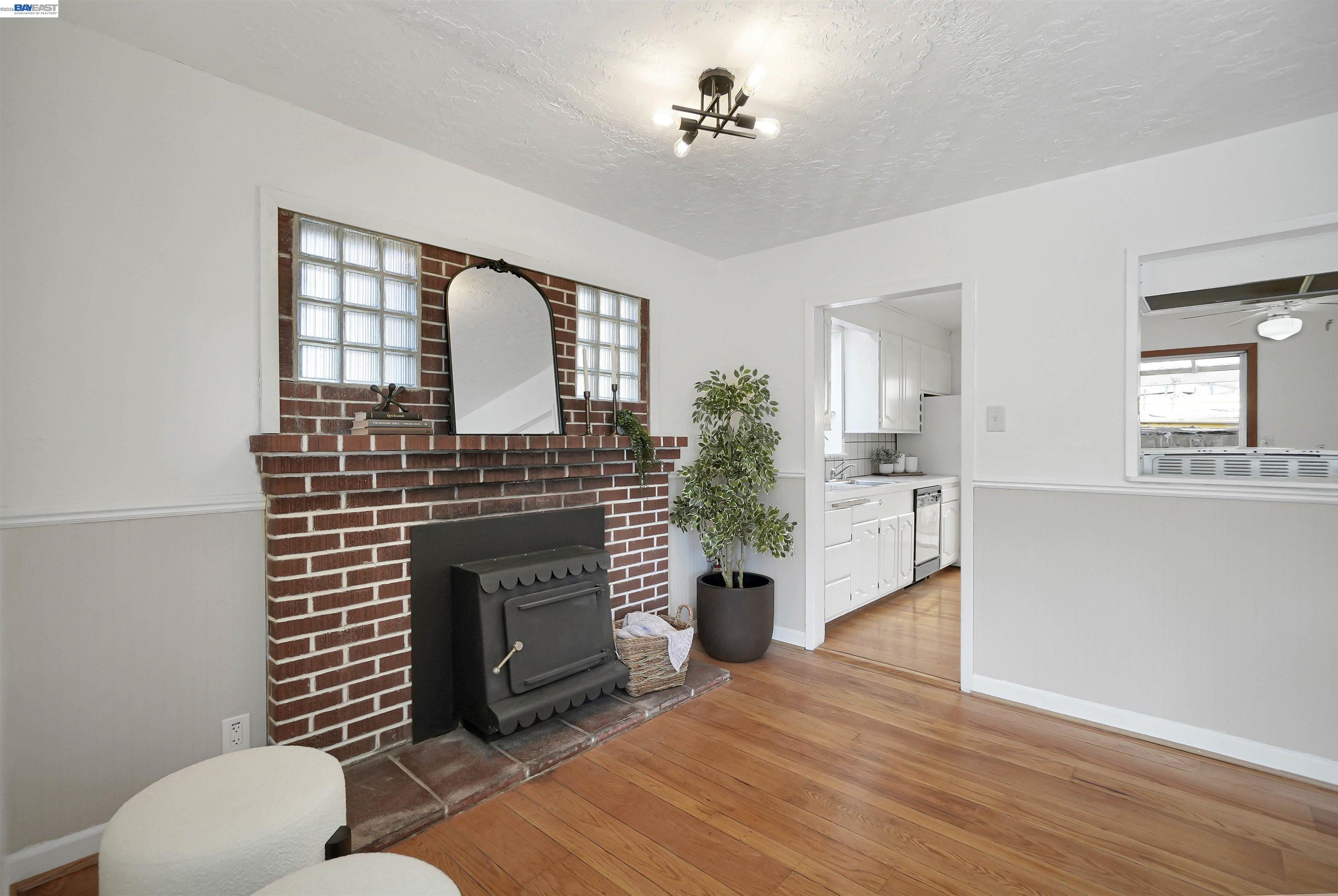 18662 Stanton Avenue Castro Valley, CA 94546 - Photo 12 of 41