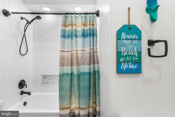 $910,000 | 19 Fountain Drive West, Unit 19U, Ocean City, MD 21842