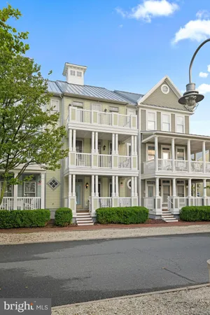 $910,000 | 19 Fountain Drive West, Unit 19U, Ocean City, MD 21842