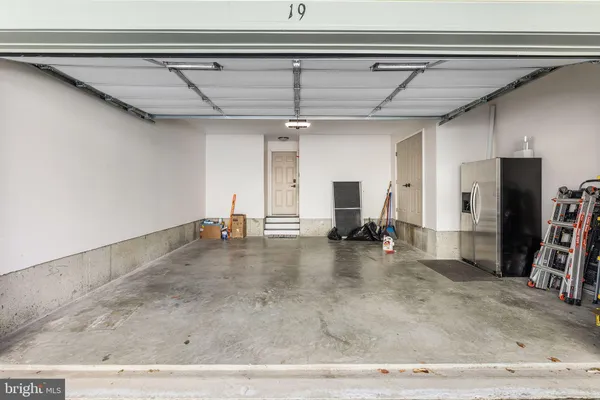 $910,000 | 19 Fountain Drive West, Unit 19U, Ocean City, MD 21842