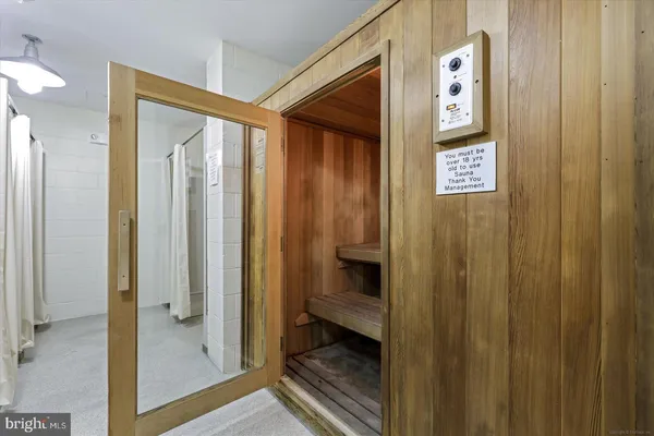 $910,000 | 19 Fountain Drive West, Unit 19U, Ocean City, MD 21842