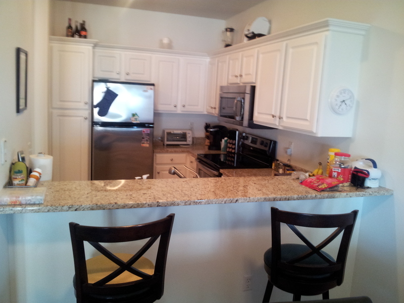 1300 North Prospect Avenue, Unit 417 Milwaukee, WI 53202 - Photo 1 of 1 Kitchen Breakfast Bar