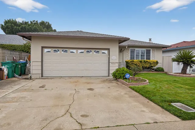 $429,900 | 1014 Downing Drive, Lodi, CA 95242