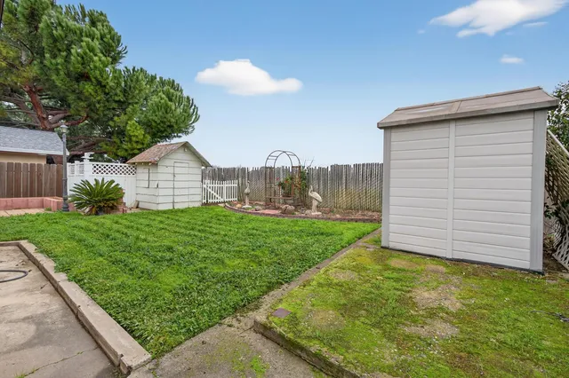 $429,900 | 1014 Downing Drive, Lodi, CA 95242