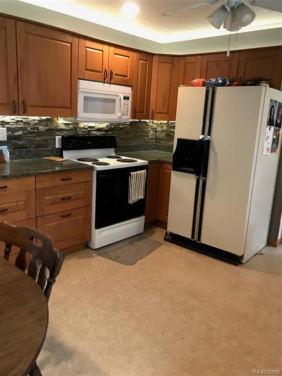 10536 Maple Crossing Canadian Lakes, MI 49346 - Photo 9 of 24
