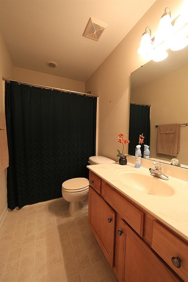 1440 Wendell Road Wendell, NC 27591 - Photo 9 of 19 Bathroom