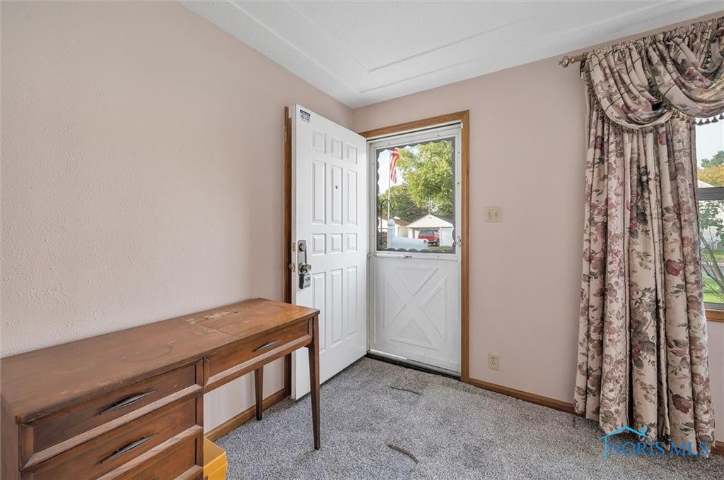 4045 Amsterdam Road Toledo, OH 43607 - Photo 5 of 23 Gallery Image 5