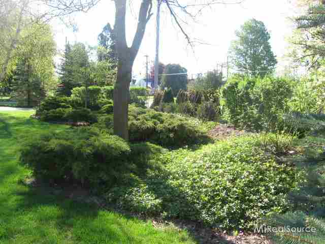 6929 Peck Road Lexington, MI 48450 - Photo 23 of 27 31148208-22.JPG
