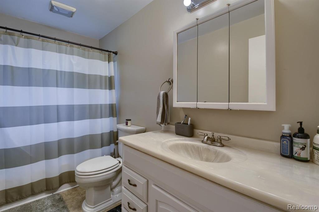 4633 Baldwin Road Metamora, MI 48455 - Photo 11 of 62