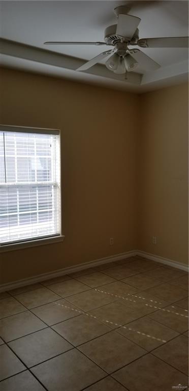 1208 West Wisconsin Road, Unit C Edinburg, TX 78539 - Photo 10 of 16 a view of room and window