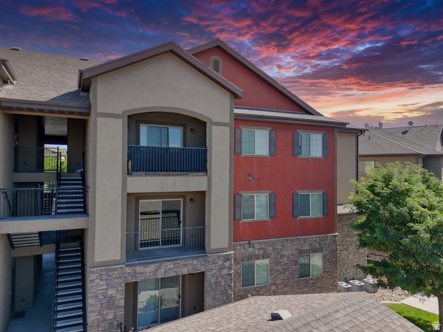 107 Jordan Ridge Boulevard, Unit 508 Saratoga Springs, UT 84045 - Photo 1 of 18 Mid unit.. anything but mid