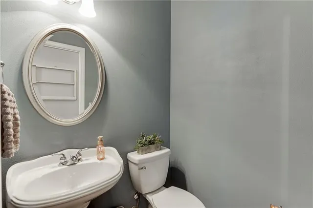 $675,000 | 5751 Community Lane, Hoschton, GA 30548