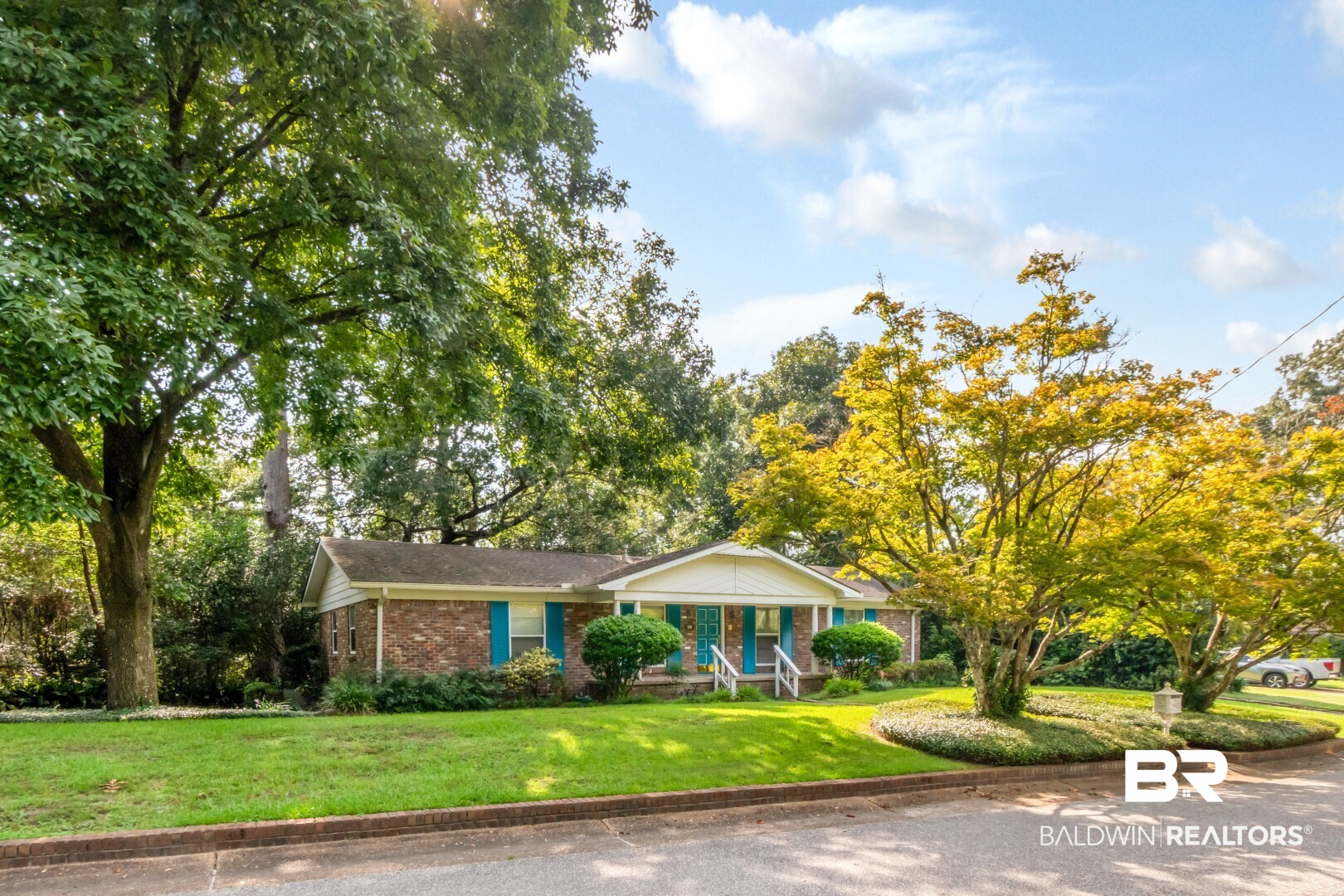 230 Cache Circle Chickasaw, AL 36611 - Photo 2 of 36 Gallery Image 2