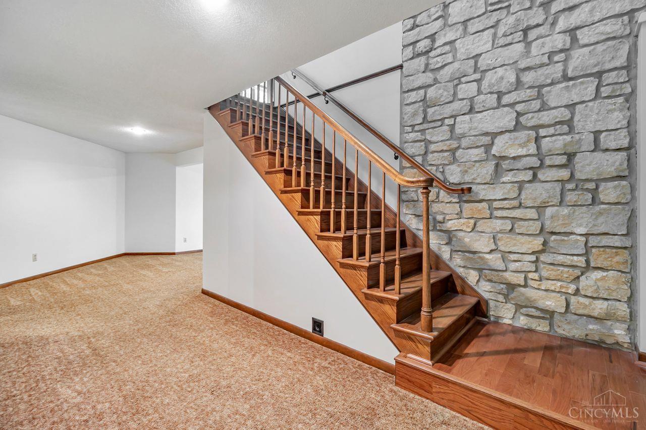 2557 Devils Backbone Road Cincinnati, OH 45233 - Photo 28 of 56 Gallery Image 28