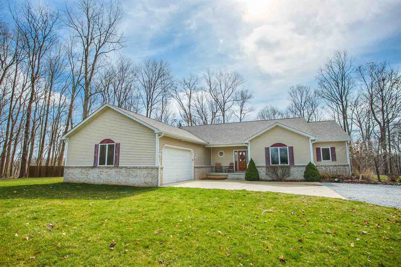 6913 Newcastle Road Lafayette, IN 47905 - Photo 1 of 30