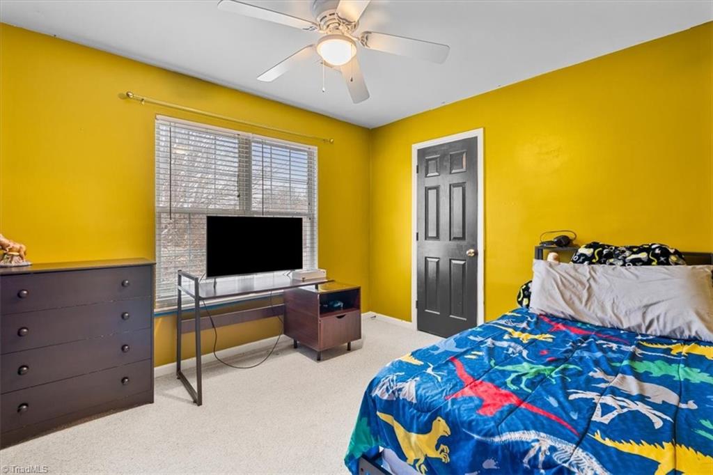 3776 Windstream Way Jamestown, NC 27282 - Photo 32 of 37