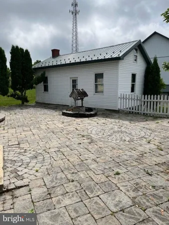 $995,000 | 572 Old Highway 22, Kutztown, PA 19530