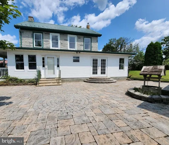 $995,000 | 572 Old Highway 22, Kutztown, PA 19530