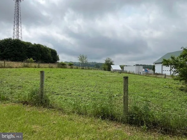 $995,000 | 572 Old Highway 22, Kutztown, PA 19530