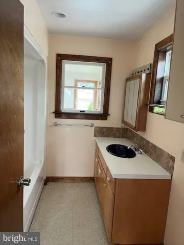 $995,000 | 572 Old Highway 22, Kutztown, PA 19530