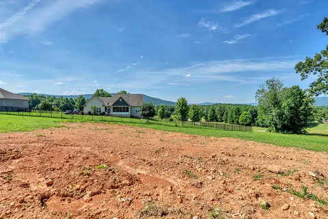 $510,000 | 153 Cojohodo Court, McMinnville, TN 37110