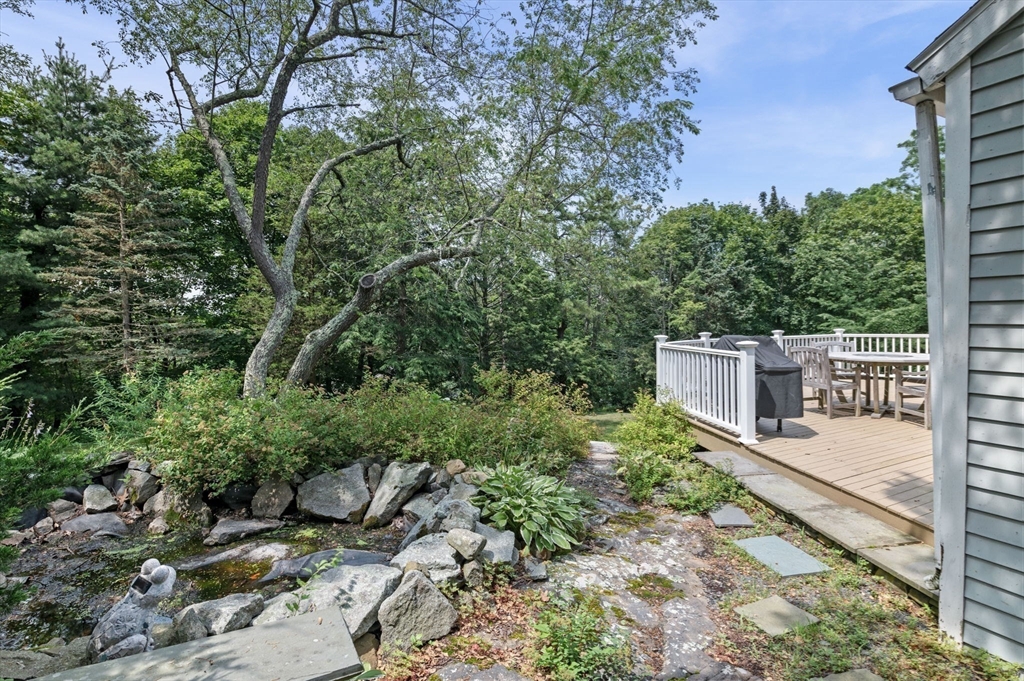 7 Ratlin Road Marblehead, MA 01945 - Photo 20 of 23